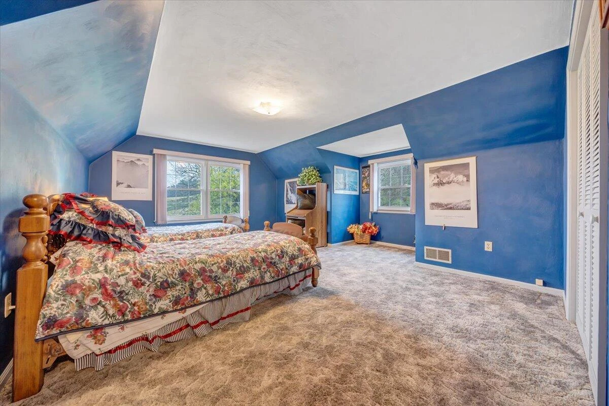 1042 Old Sessler Mill RD - Photo 36