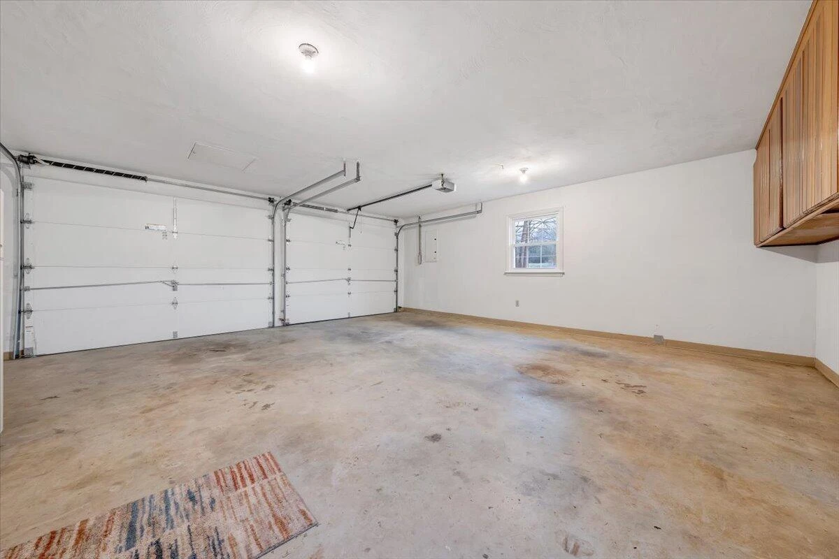 1042 Old Sessler Mill RD - Photo 39
