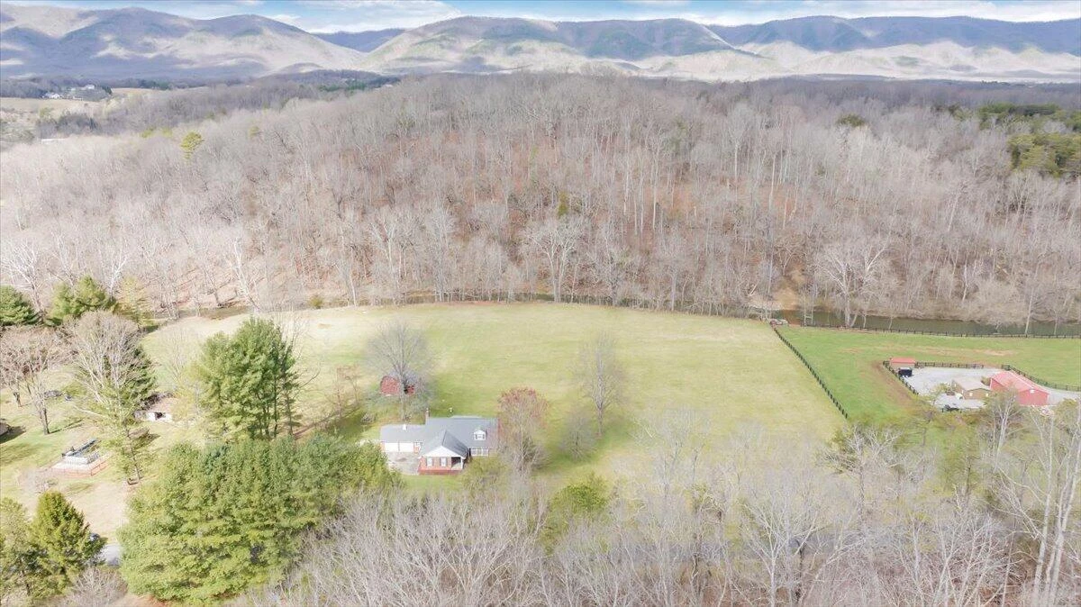 1042 Old Sessler Mill RD - Photo 49
