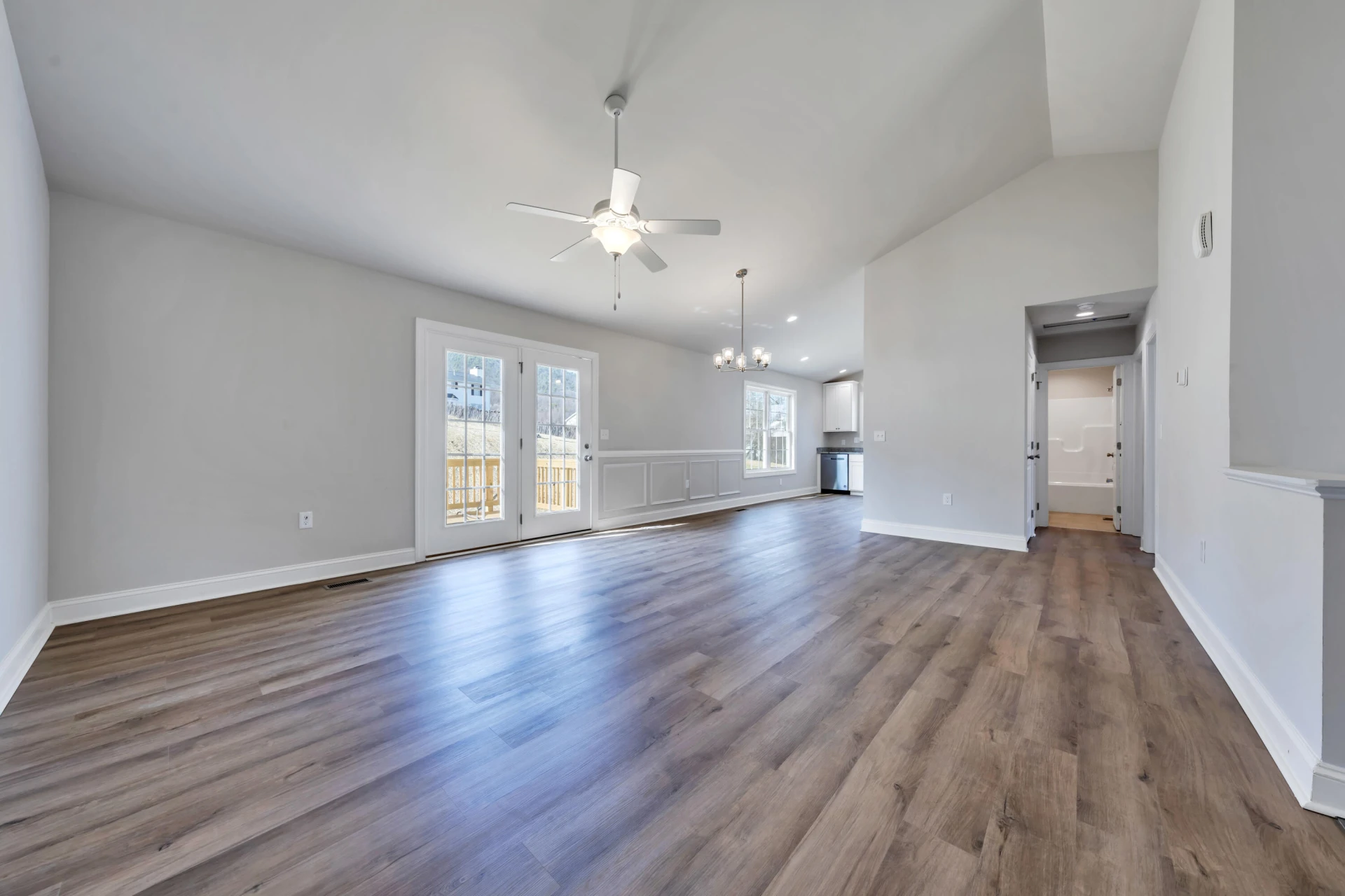 5706 Huntridge RD - Photo 2