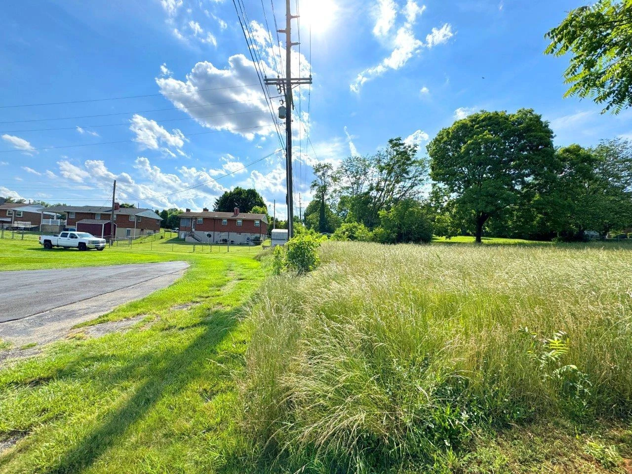 0 Huntington BLVD - Photo 18