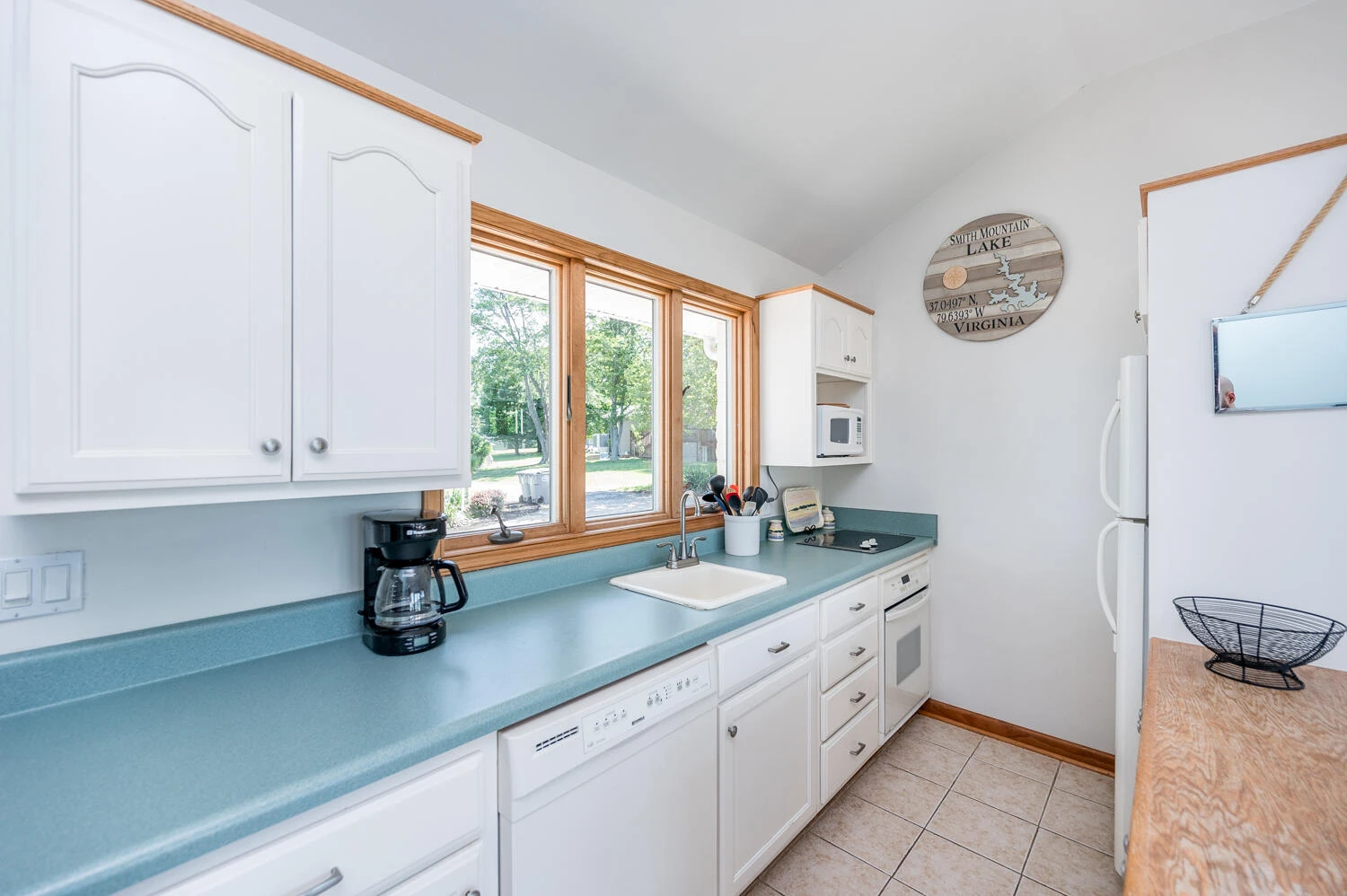311 Anthony Home RD - Photo 5