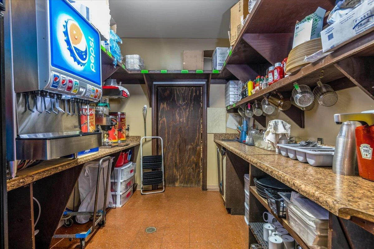 1041 Harbour Inn LN - Photo 10