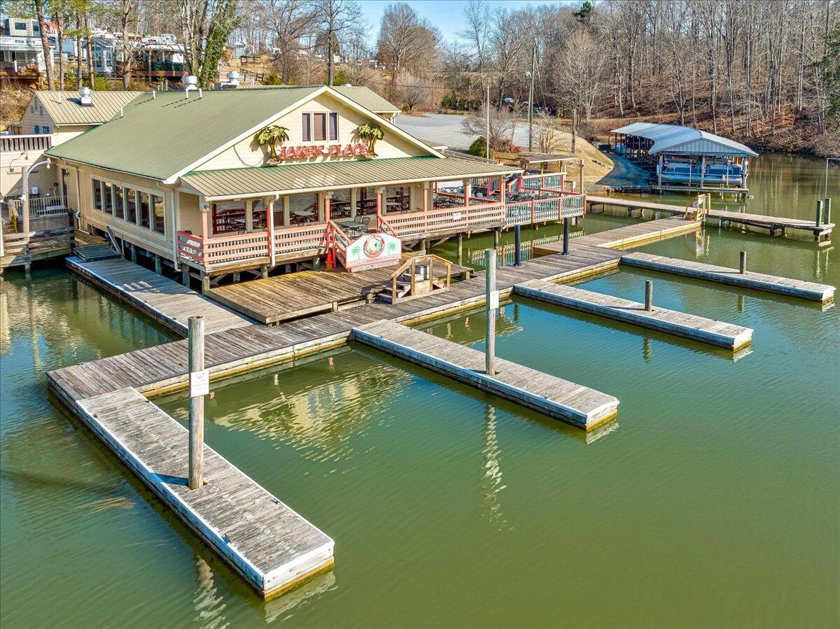 1041 Harbour Inn LN - Photo 21