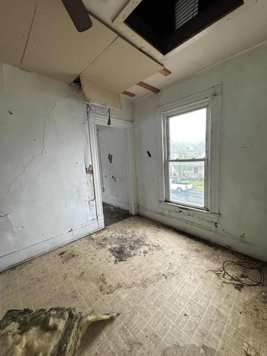 915 Jamison AVE - Photo 14
