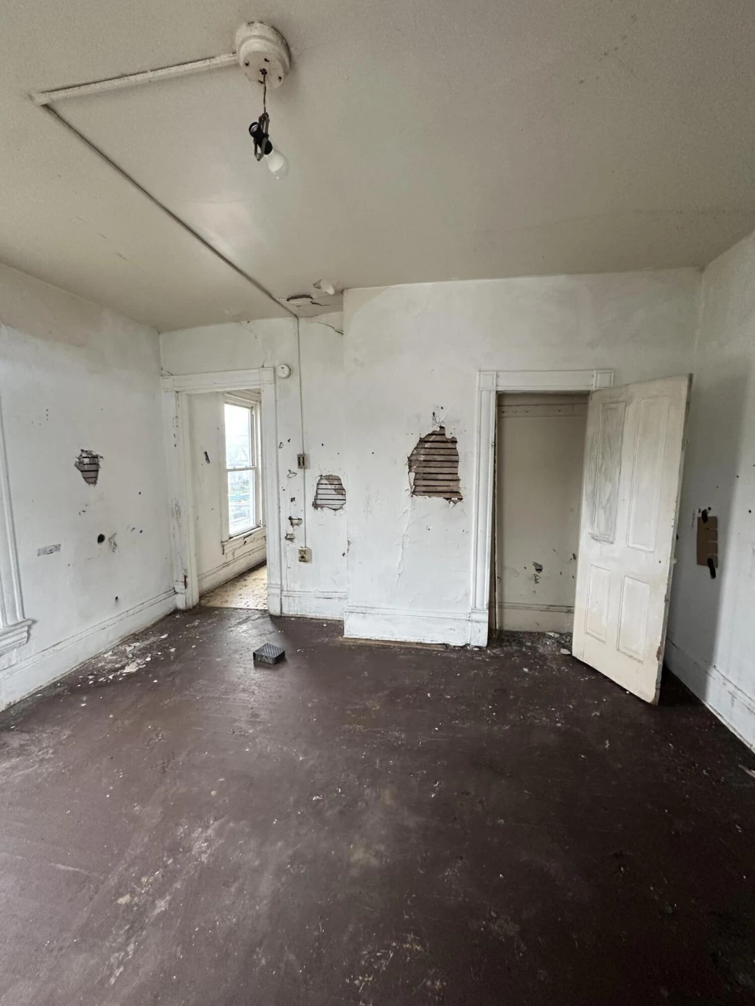 915 Jamison AVE - Photo 16