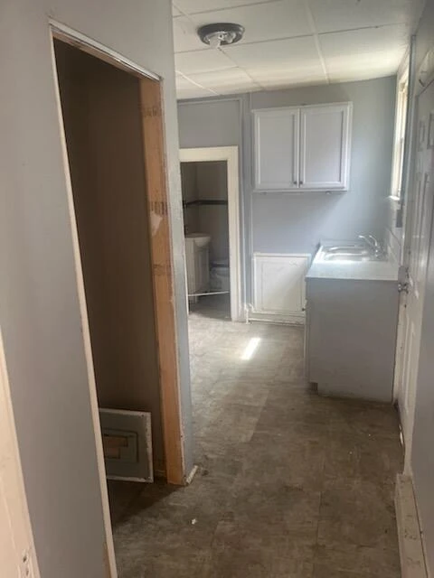 915 Jamison AVE - Photo 4