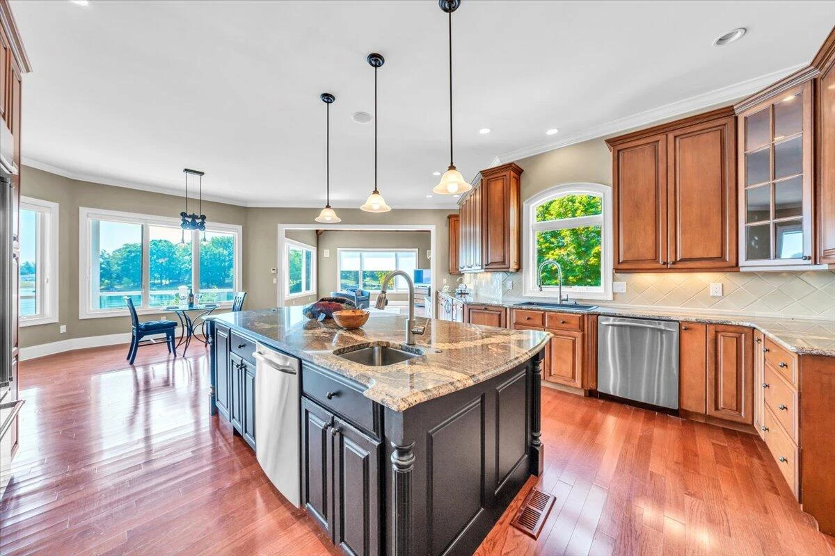 424 Baywood DR - Photo 33