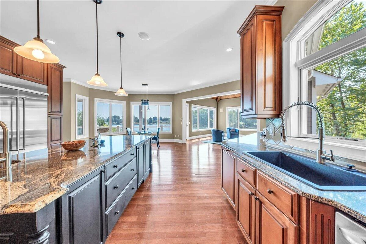 424 Baywood DR - Photo 39