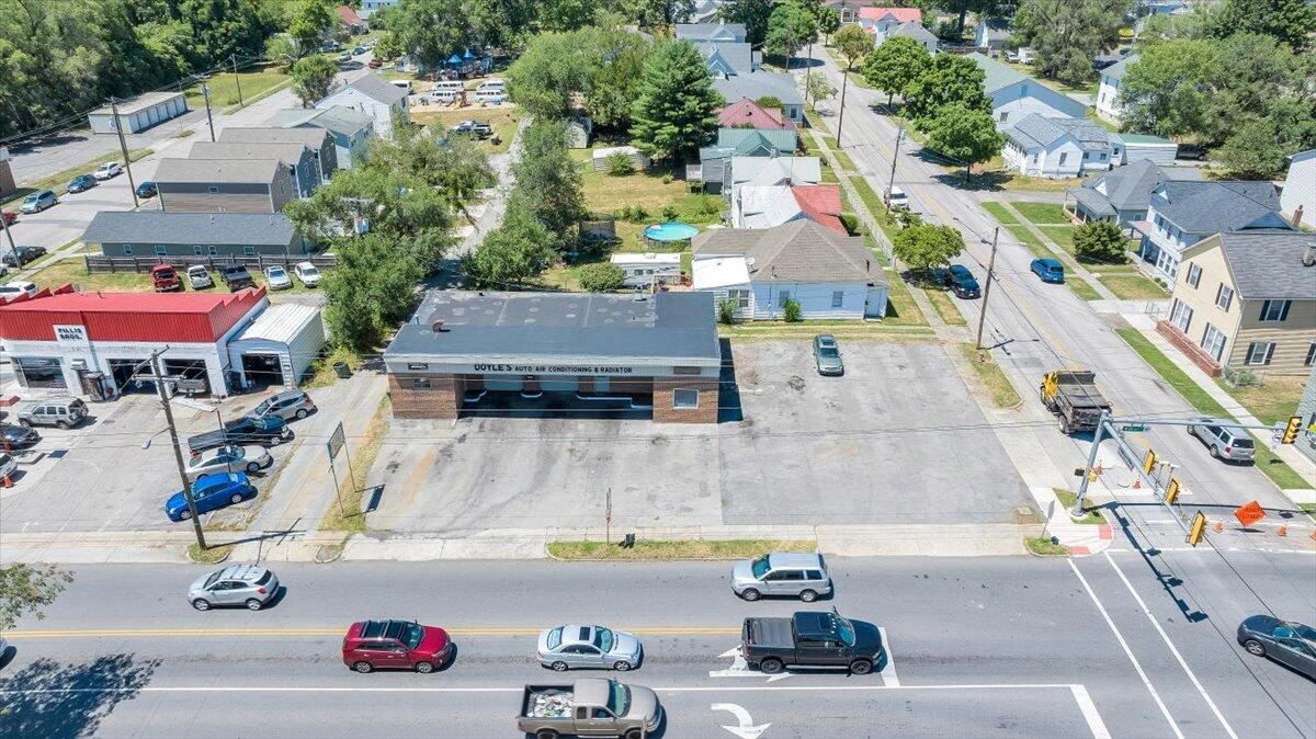 105 4th ST - Photo 28