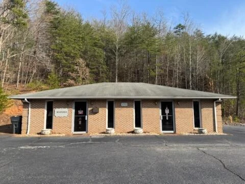 4743 Kings Mountain RD