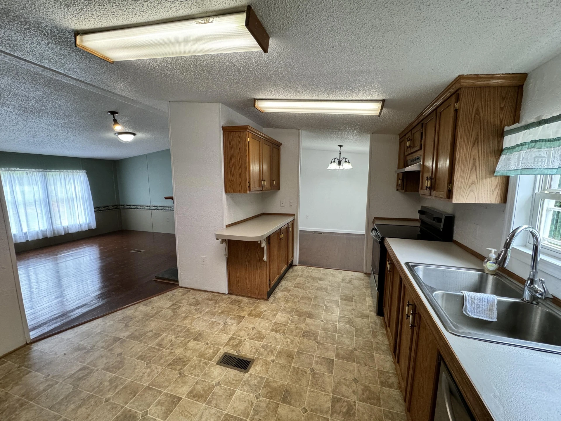 494 Glade Creek RD - Photo 6