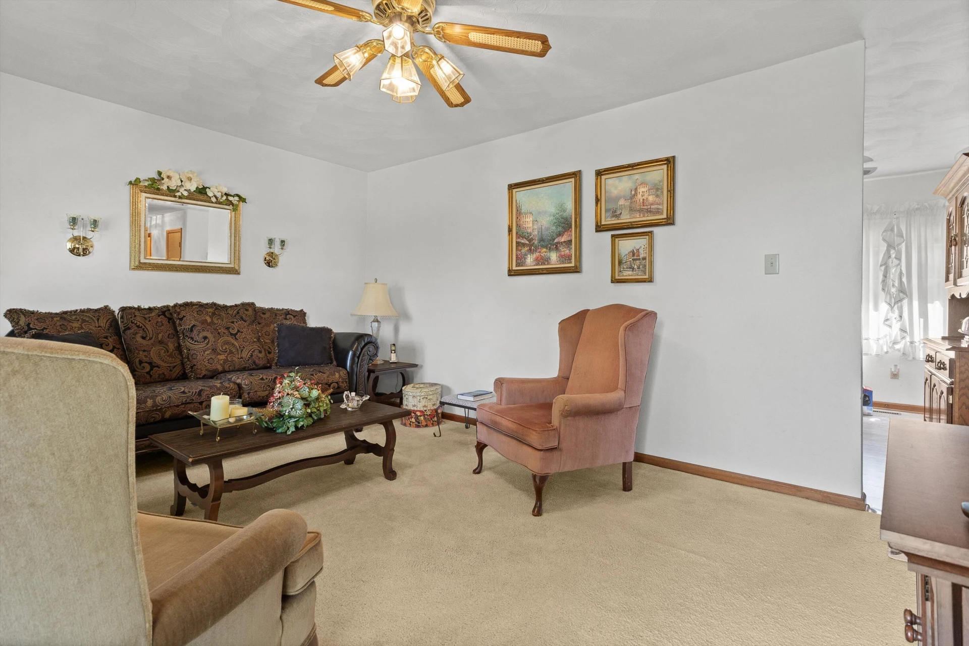 5990 Circle Creek RD - Photo 4