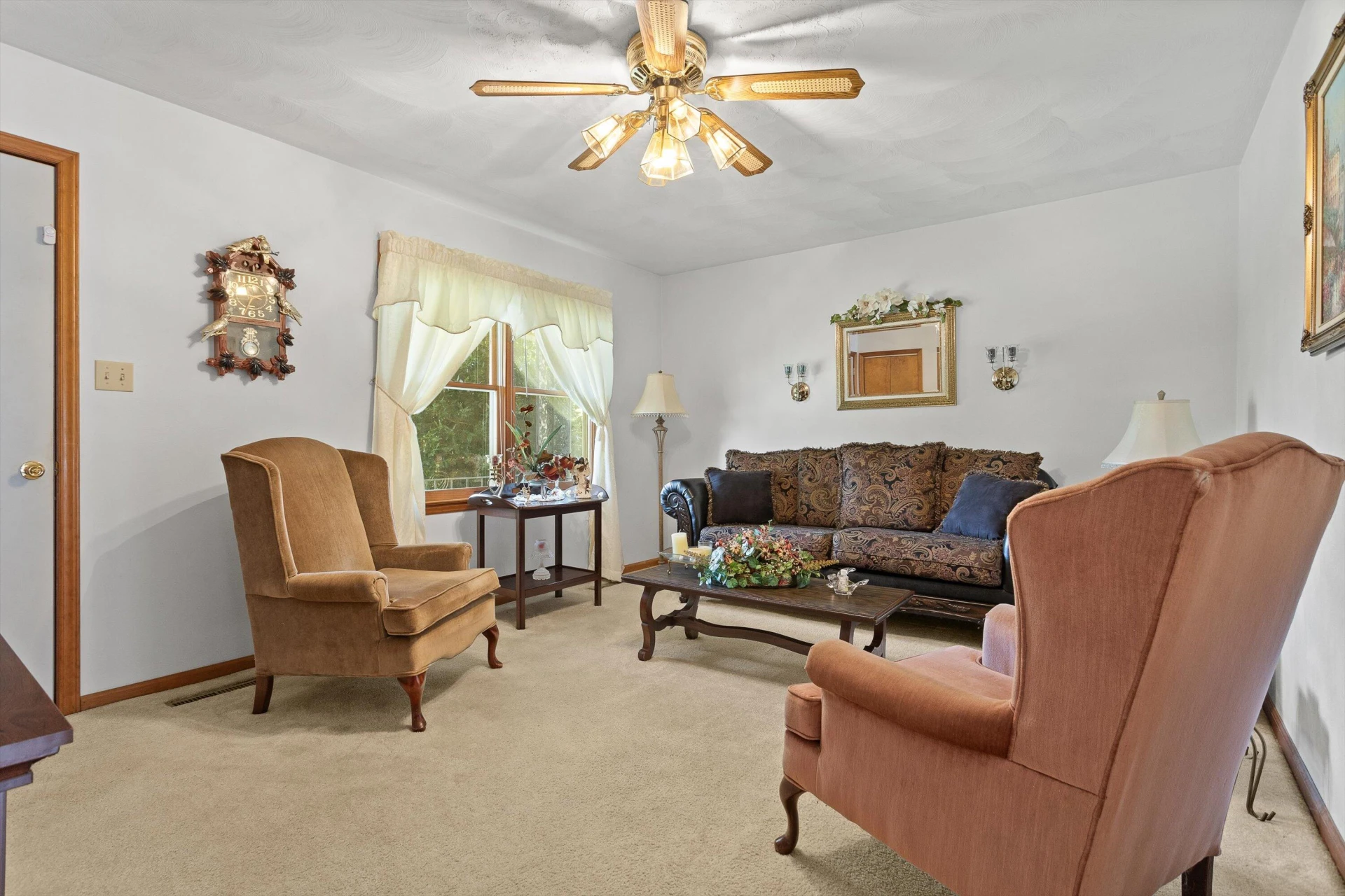 5990 Circle Creek RD - Photo 6