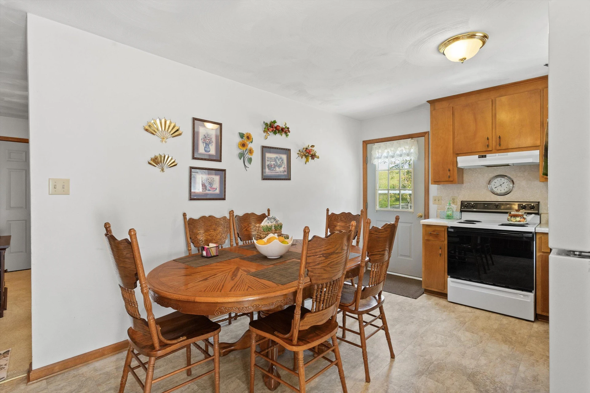 5990 Circle Creek RD - Photo 8
