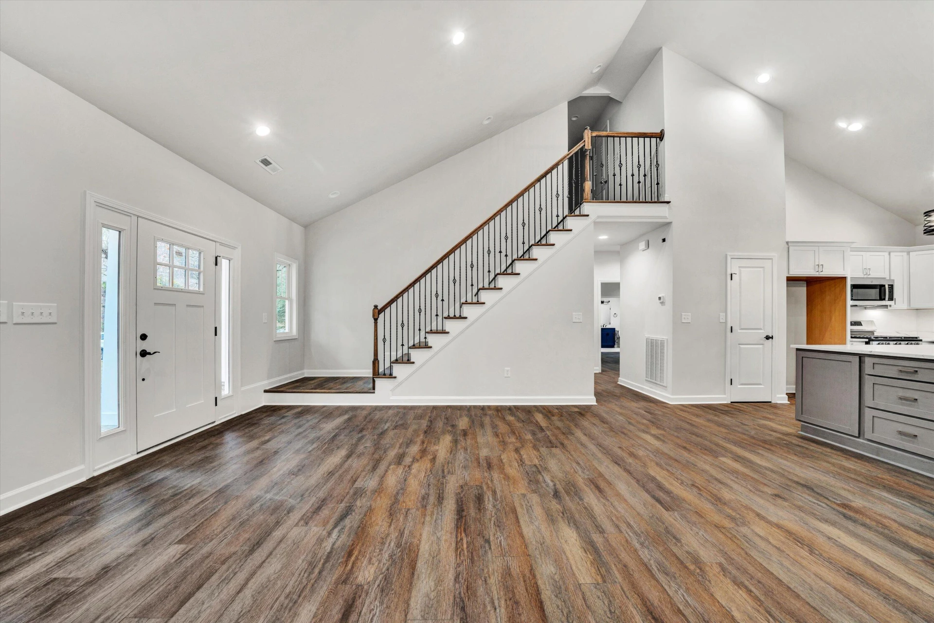 3345 Hidden Oak RD - Photo 3