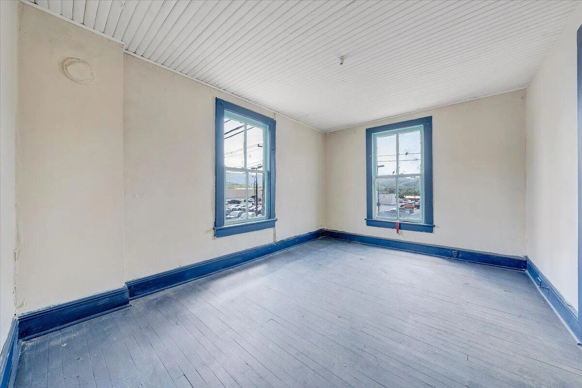 803 Lexington AVE - Photo 33