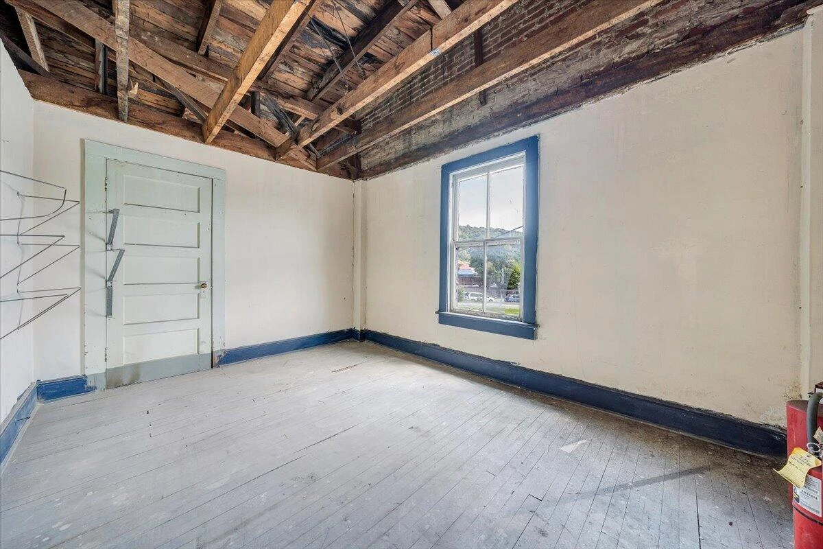 803 Lexington AVE - Photo 34