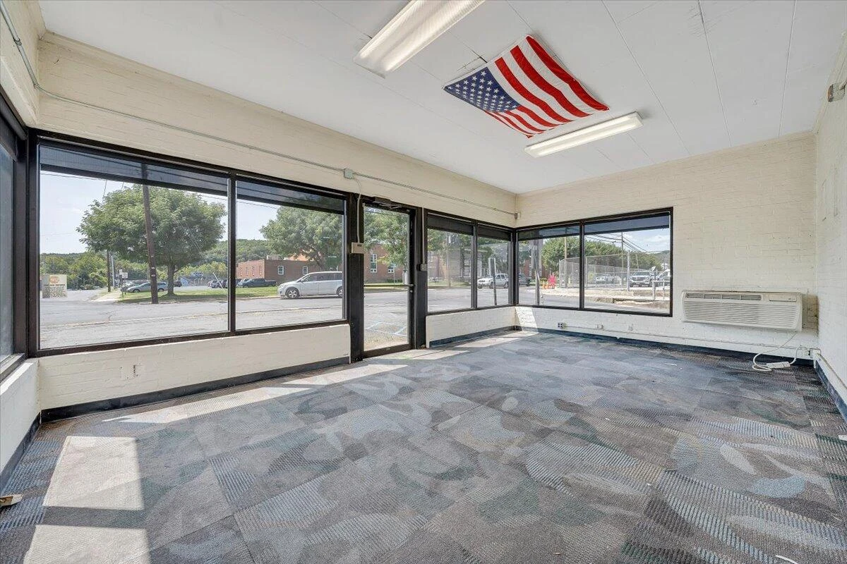 803 Lexington AVE - Photo 38