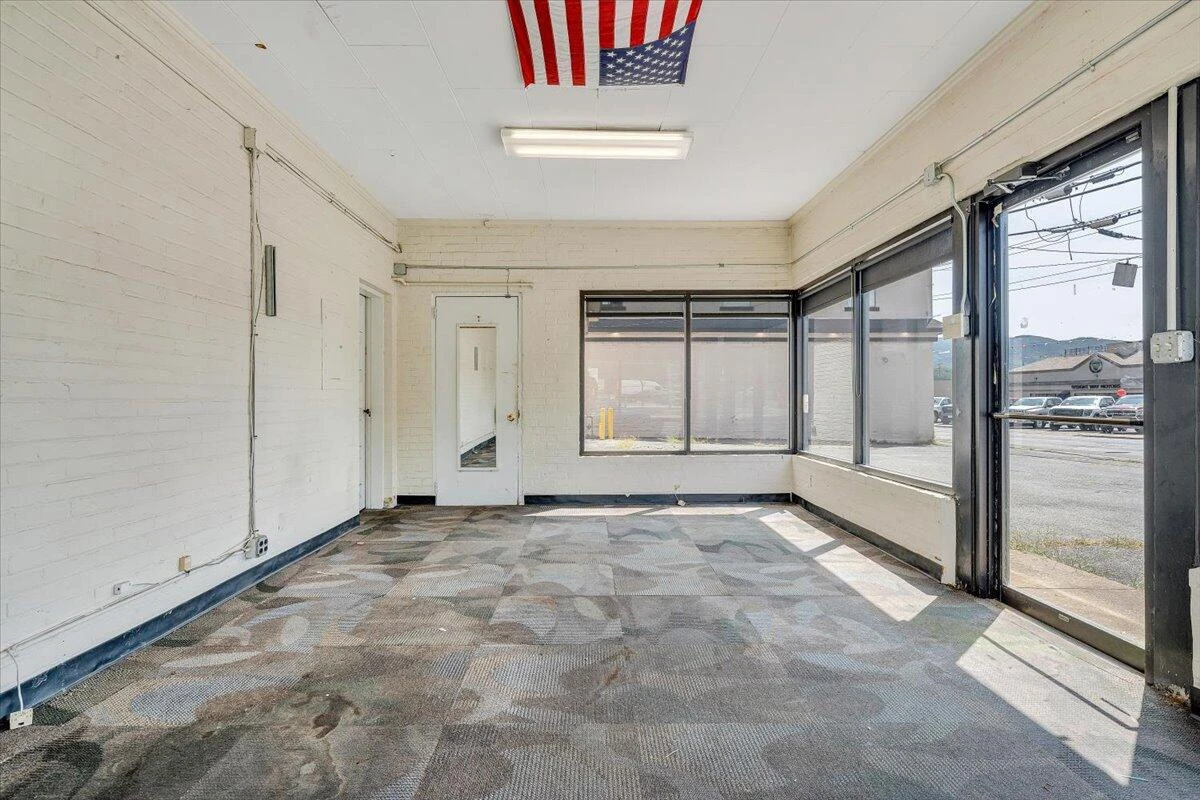 803 Lexington AVE - Photo 40