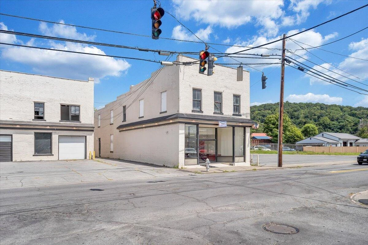 803 Lexington AVE - Photo 59