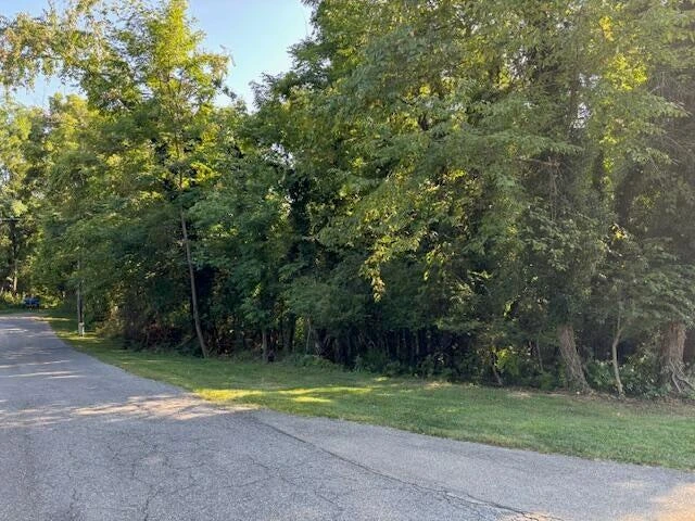 700 Stonewall ST - Photo 3