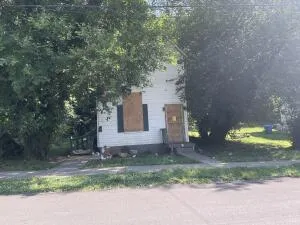 502 Dale AVE