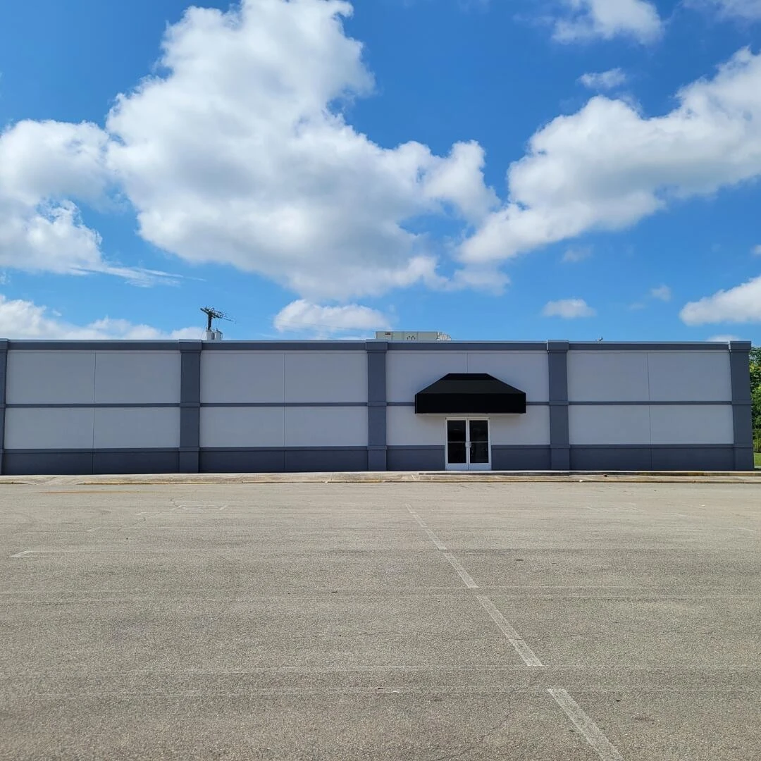 934 Main ST - Photo 3