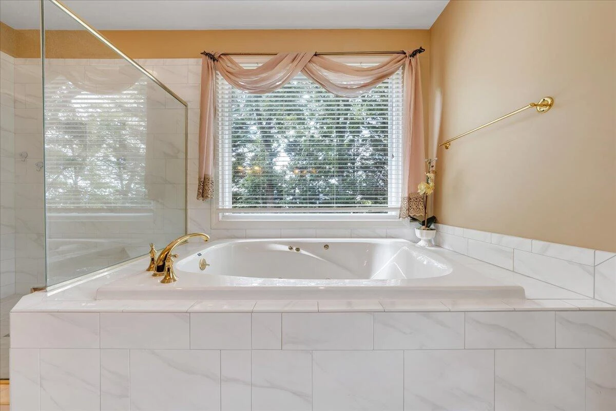 5325 Fox Ridge RD - Photo 18