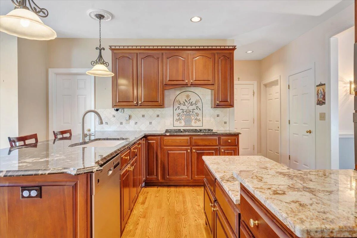 5325 Fox Ridge RD - Photo 27