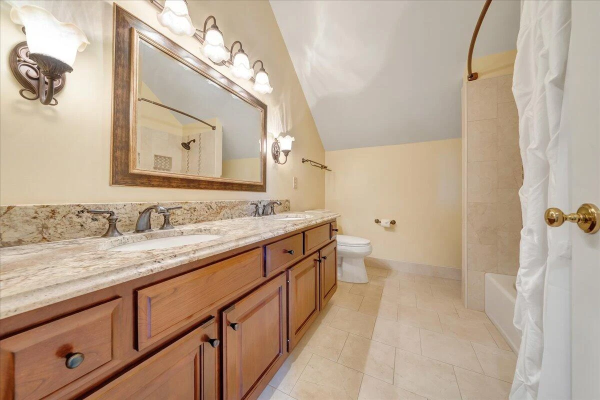 5325 Fox Ridge RD - Photo 57