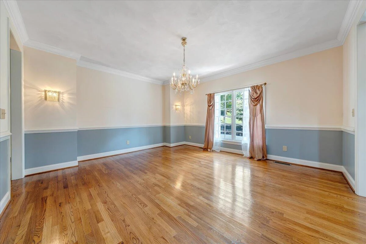 5325 Fox Ridge RD - Photo 8