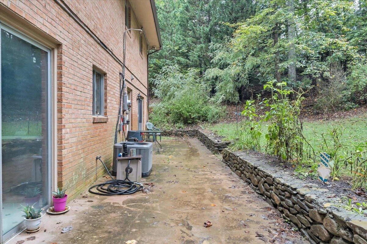 3906 Shawnee TRL - Photo 12