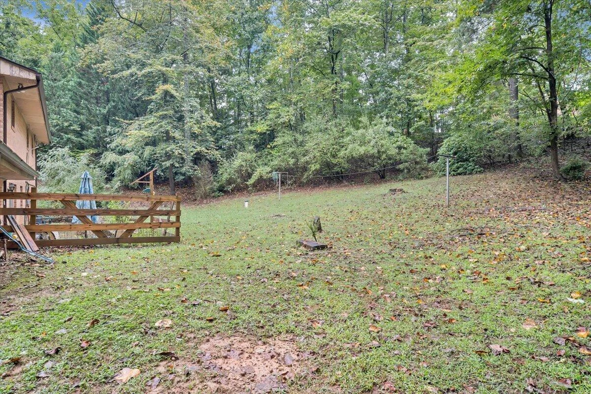 3906 Shawnee TRL - Photo 17