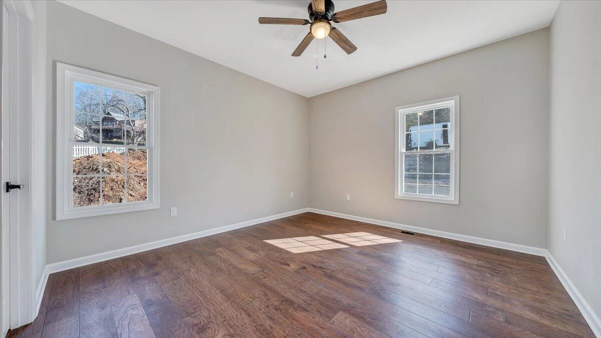 132 Chenault ST - Photo 11