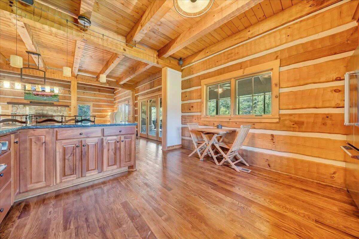1088 Hollandsworth RD - Photo 17