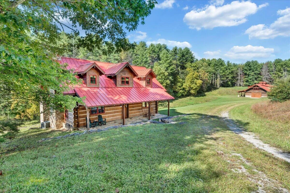1088 Hollandsworth RD - Photo 2