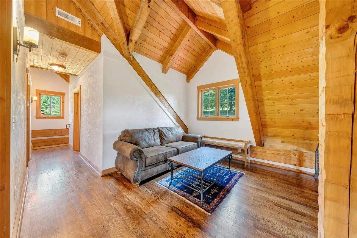 1088 Hollandsworth RD - Photo 21
