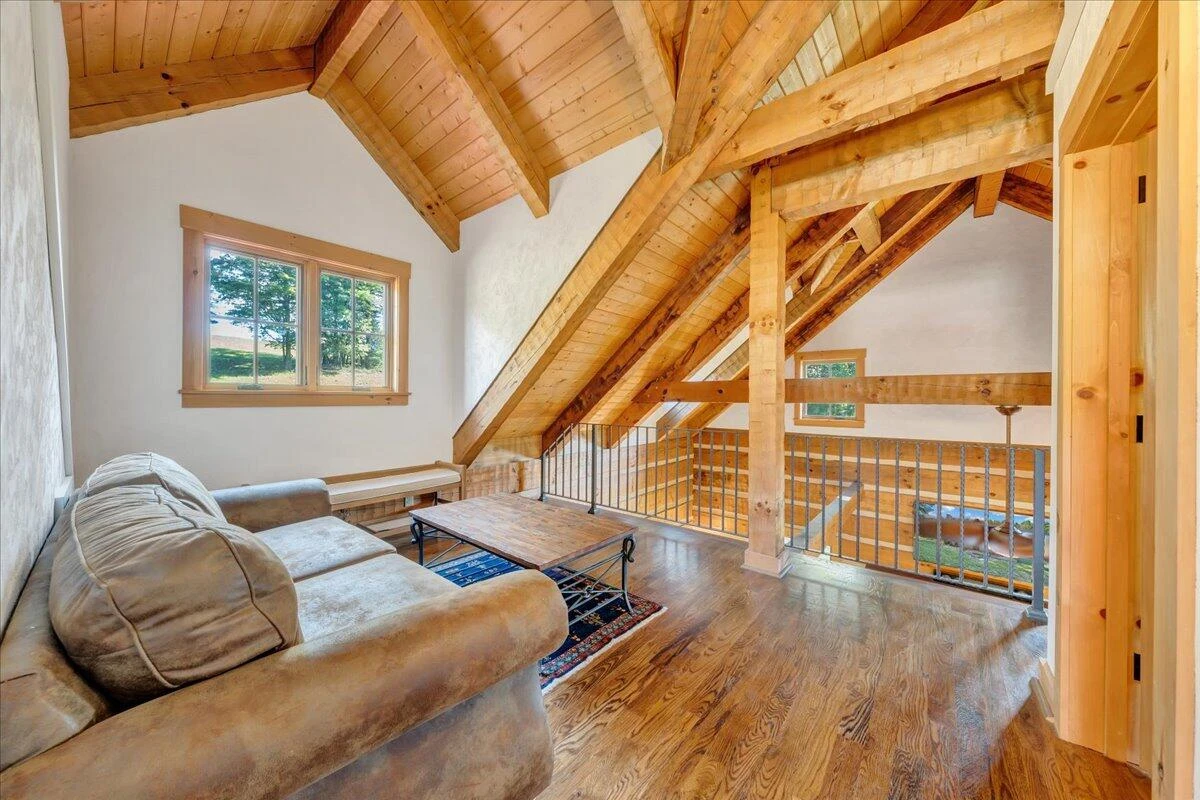 1088 Hollandsworth RD - Photo 22