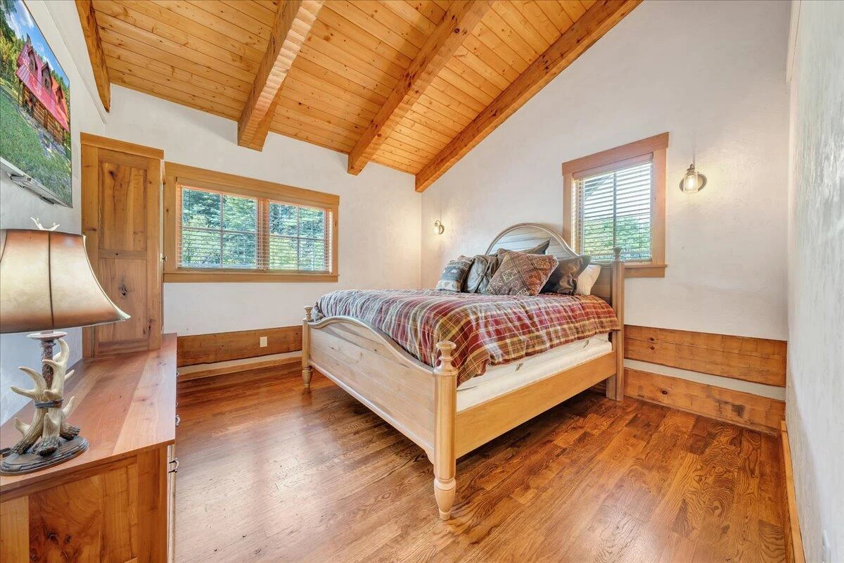 1088 Hollandsworth RD - Photo 24