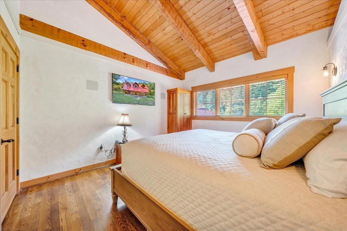 1088 Hollandsworth RD - Photo 27