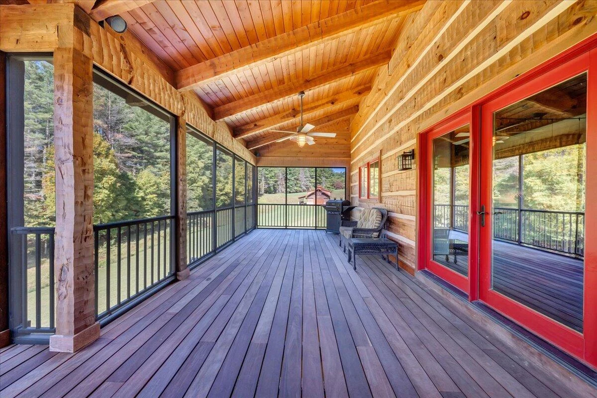 1088 Hollandsworth RD - Photo 32