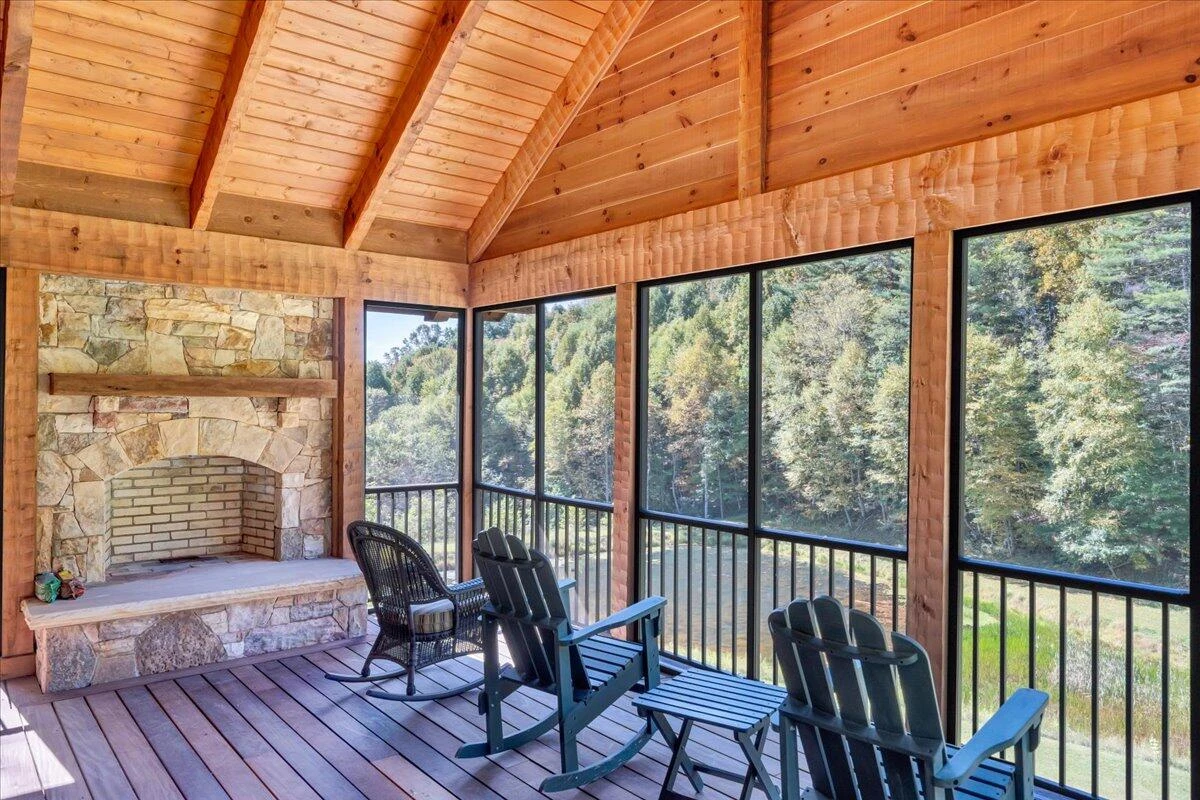 1088 Hollandsworth RD - Photo 34