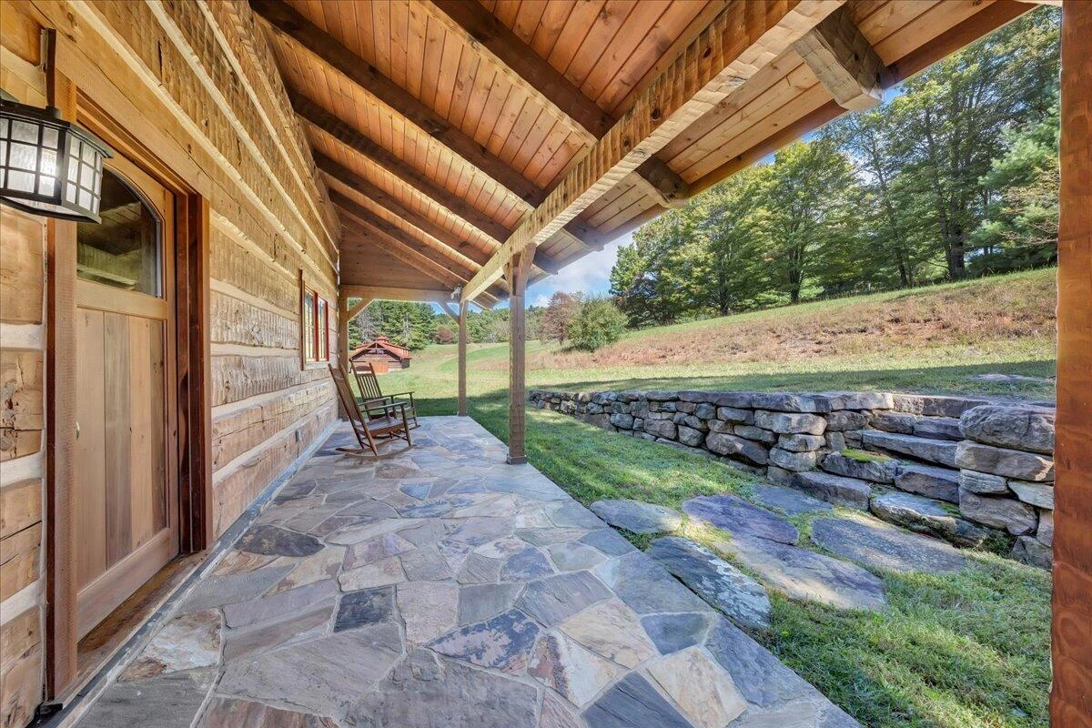 1088 Hollandsworth RD - Photo 41