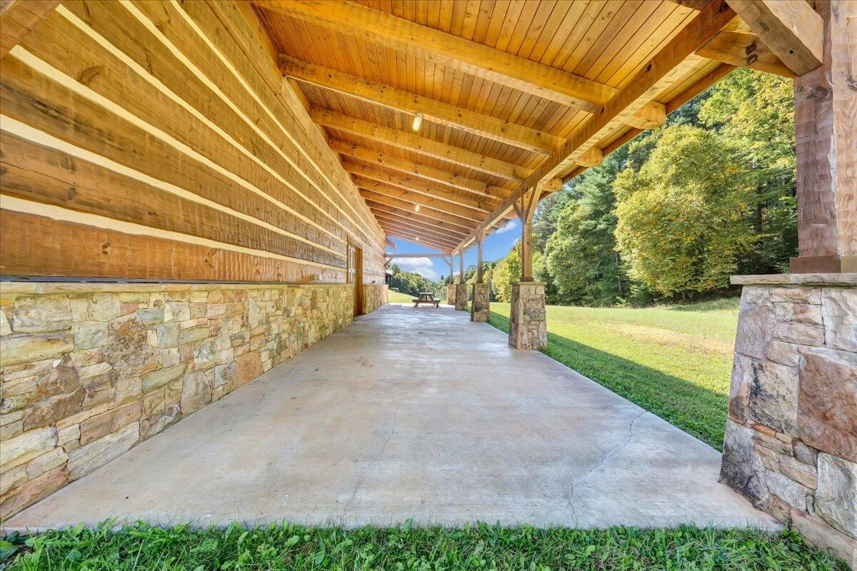 1088 Hollandsworth RD - Photo 58