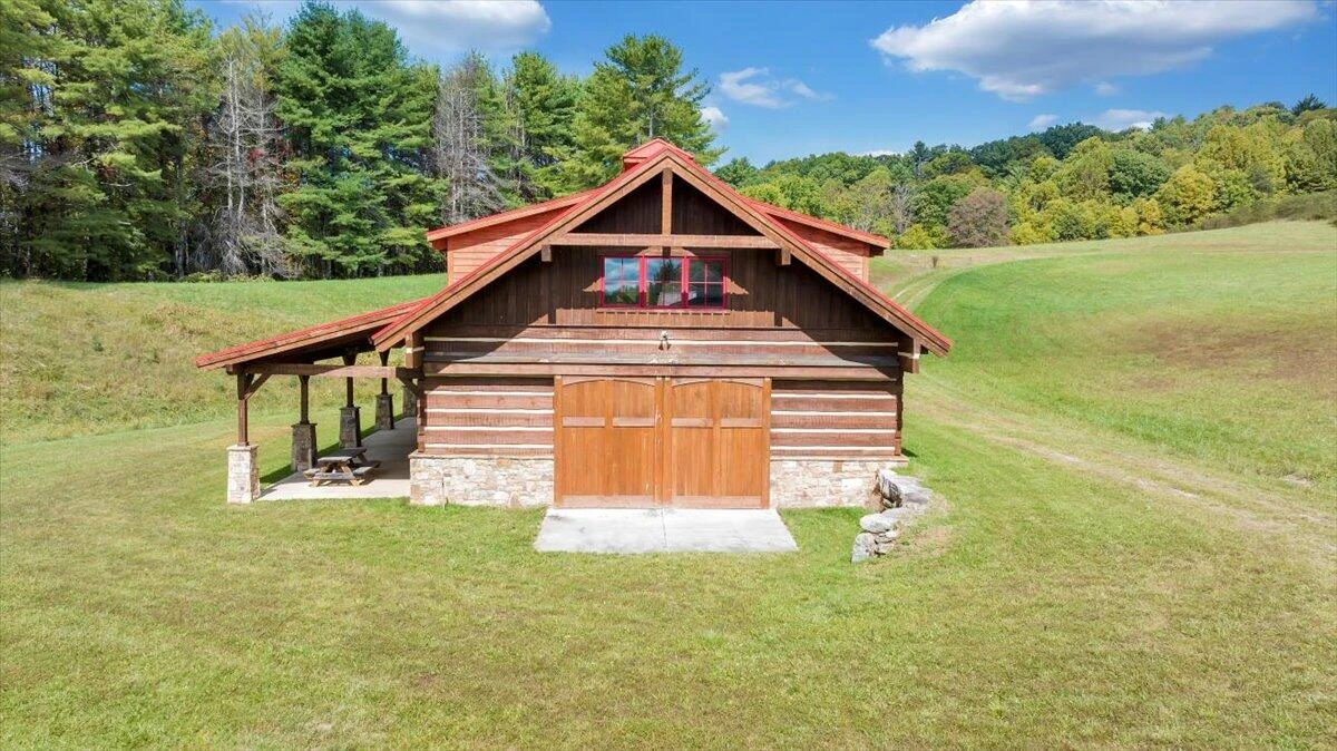 1088 Hollandsworth RD - Photo 78