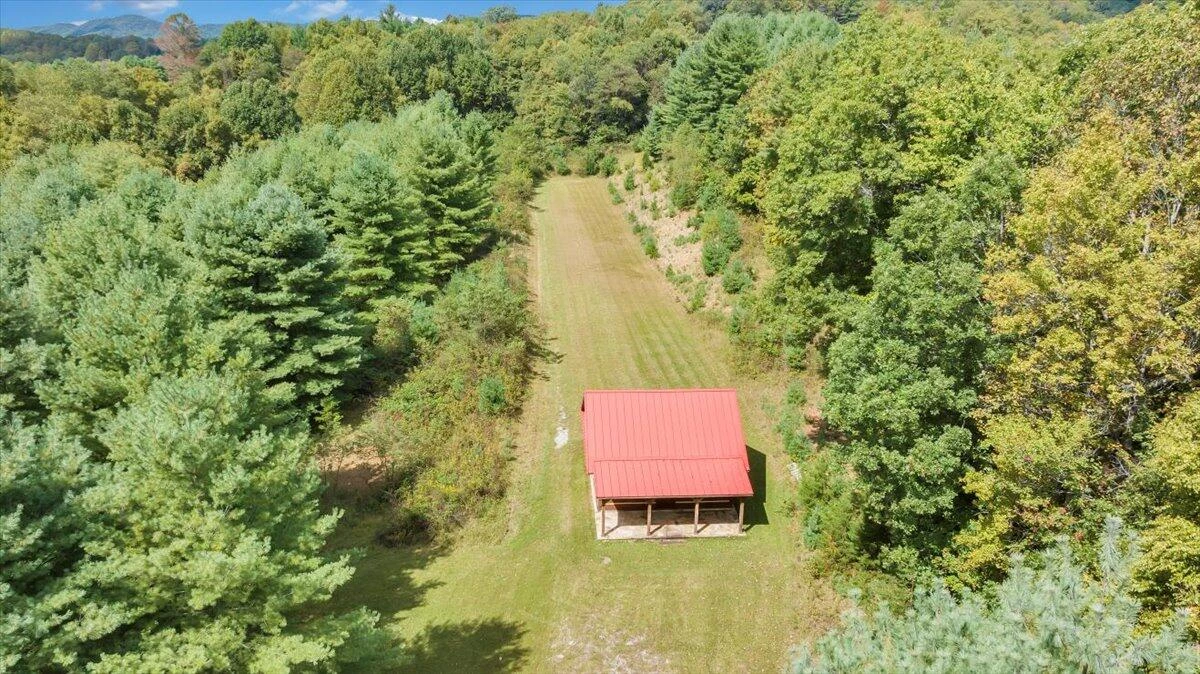 1088 Hollandsworth RD - Photo 82
