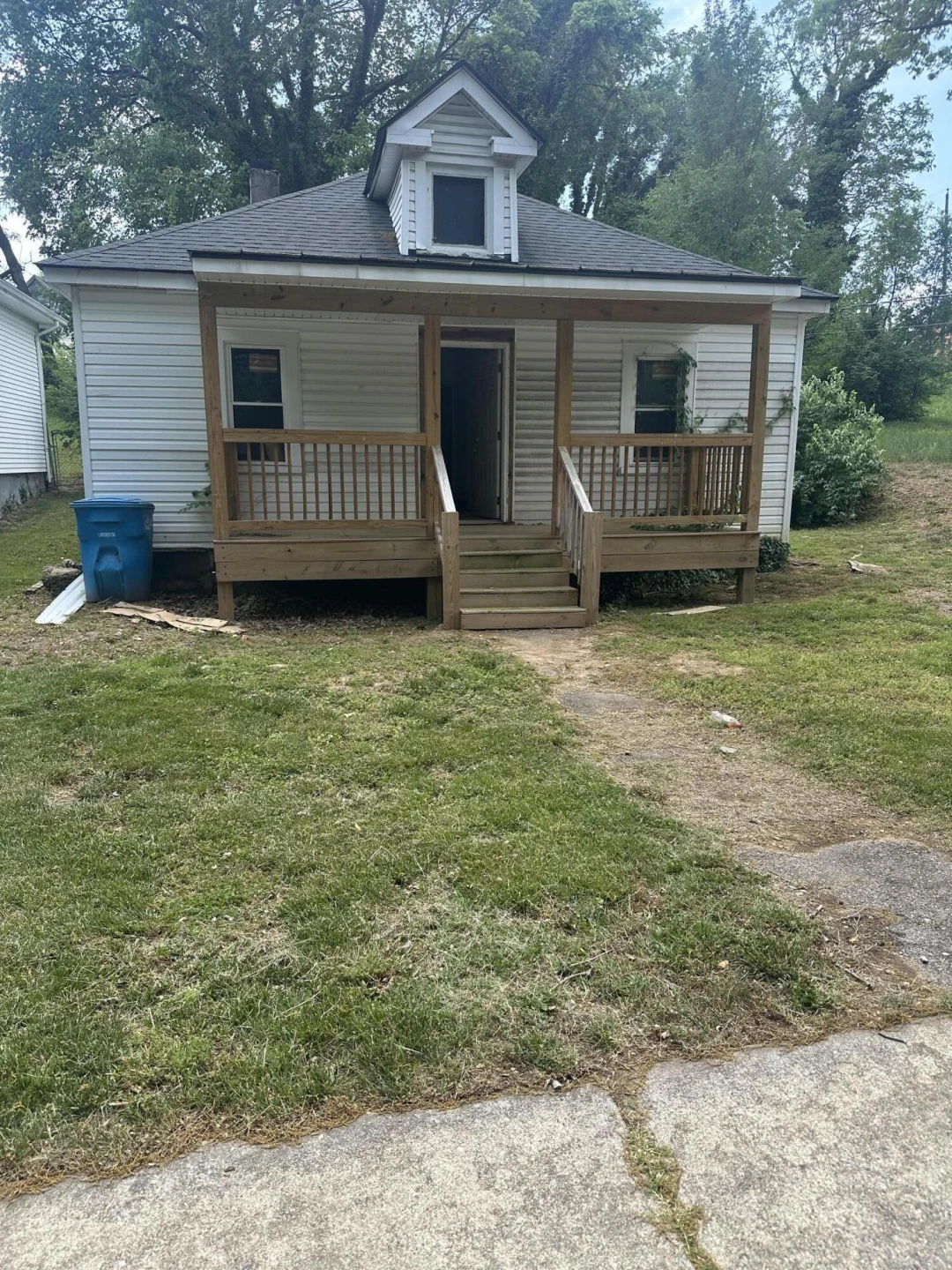 1326 Gilmer AVE
