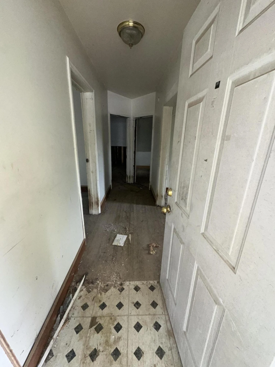 1326 Gilmer AVE - Photo 6
