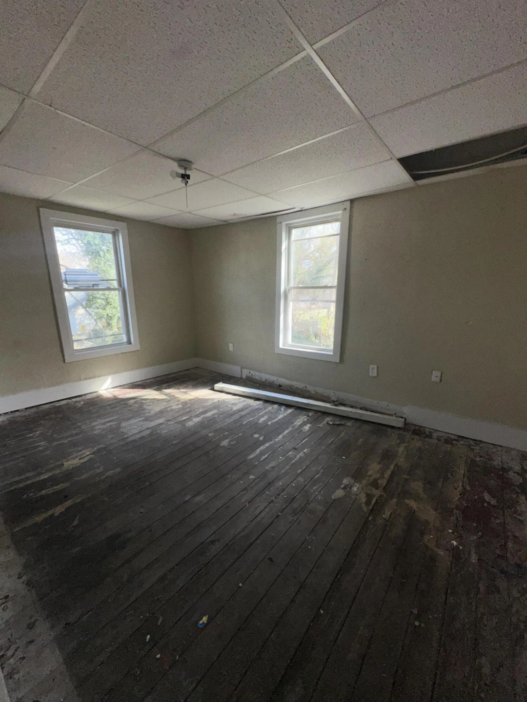 624 Albemarle AVE - Photo 3